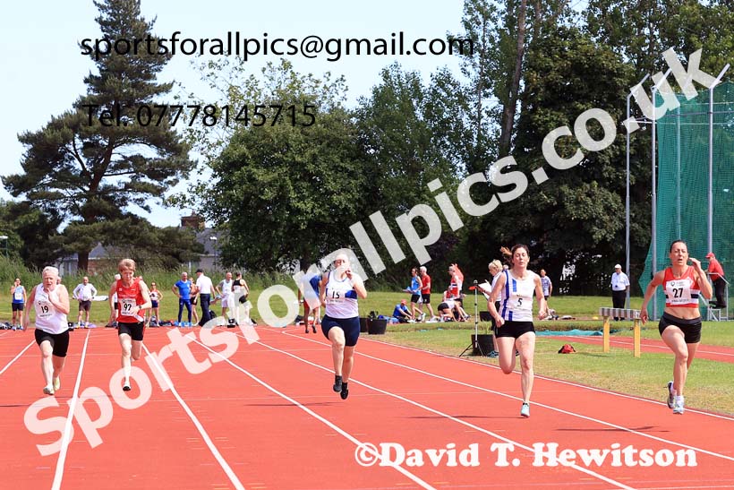 Womens 100 metres, 2024 NE Masters Track and Field Champs., Monkton Stadium, Jarrow.  Photo: David T. Hewitson/Sports for All Pics